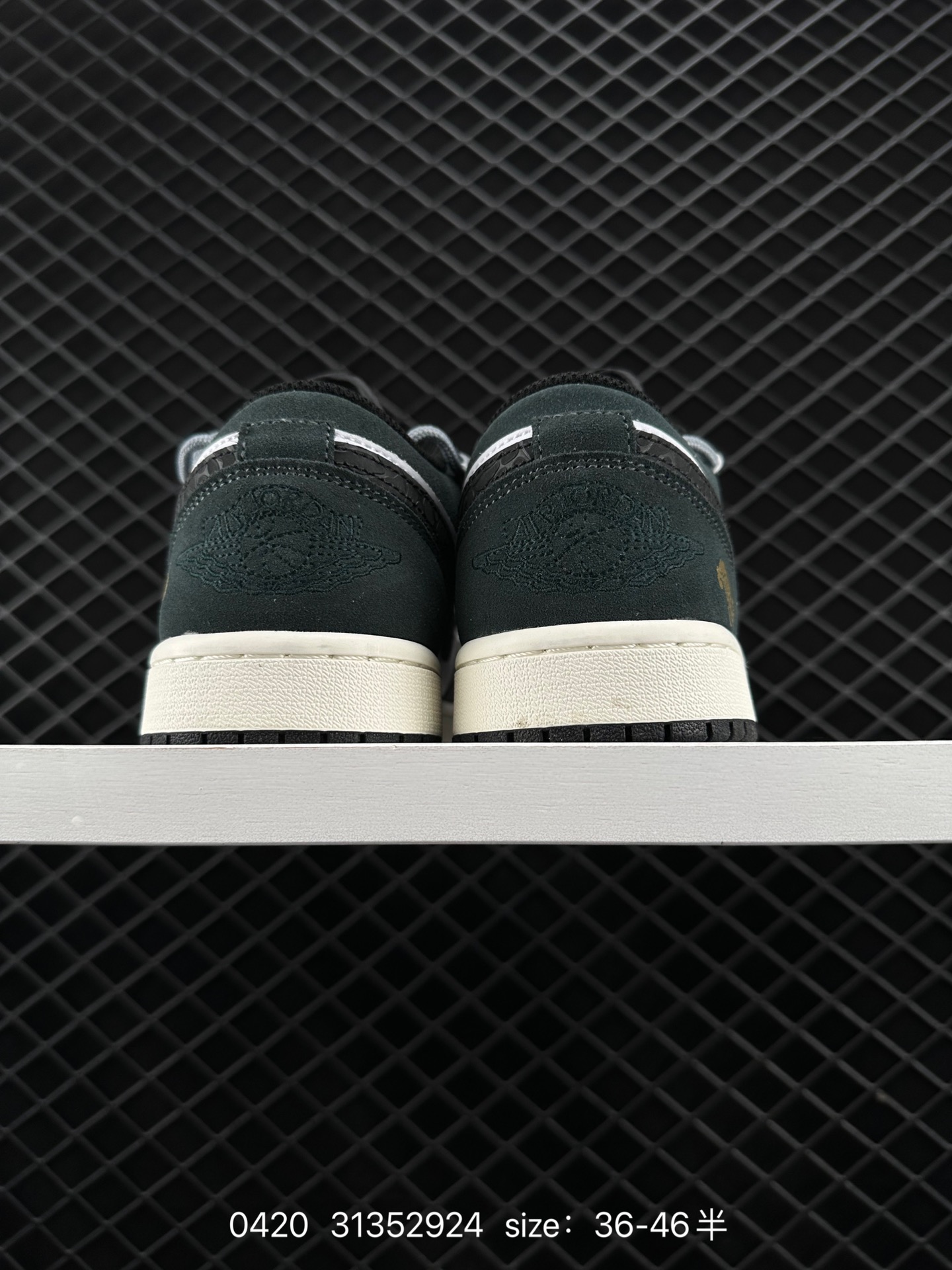 Air Jordan 1 Low AJ1